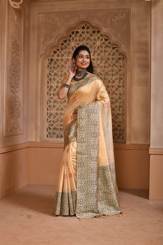 Latte Cream Handloom Banarasi Raw Soft Silk Saree