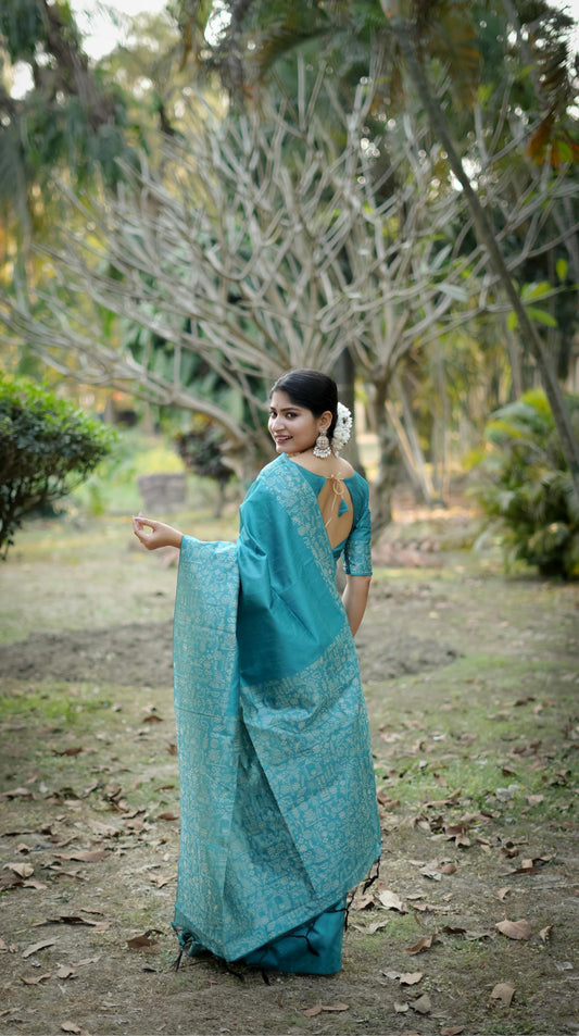Cybister Rama Handloom Woven Raw Silk Saree With Blouse Piece