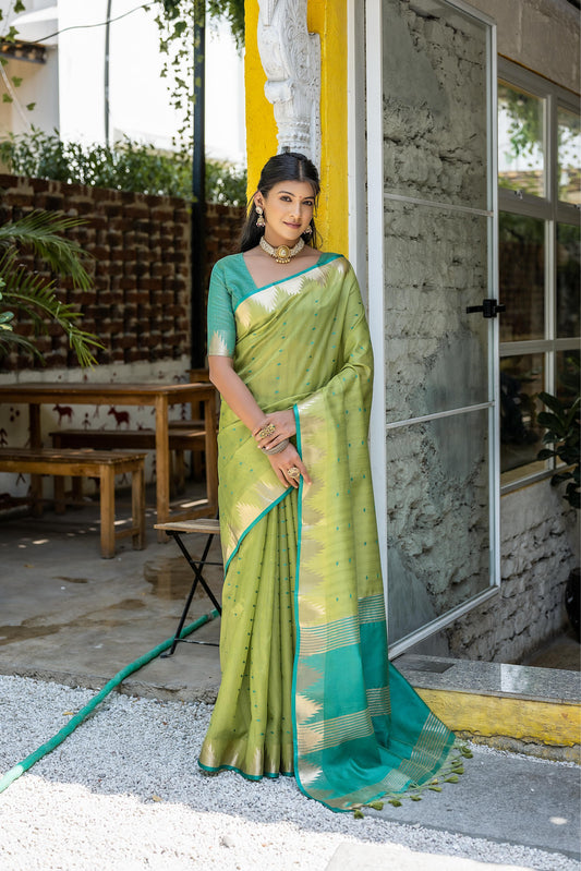 Shamrock Green Banarasi Tussar Silk Saree With Proficient Blouse Piece