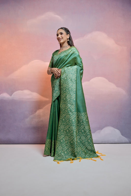 Leaf Green Handloom Woven Raw Silk Saree With Blouse Piece With Fancy Tassels