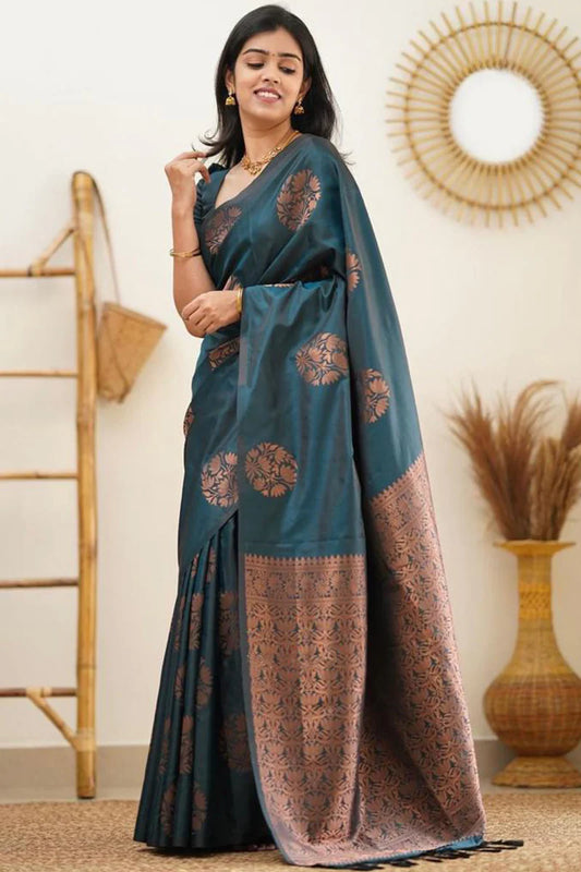 Rama Soft Silk Saree With Demure Blouse Piece